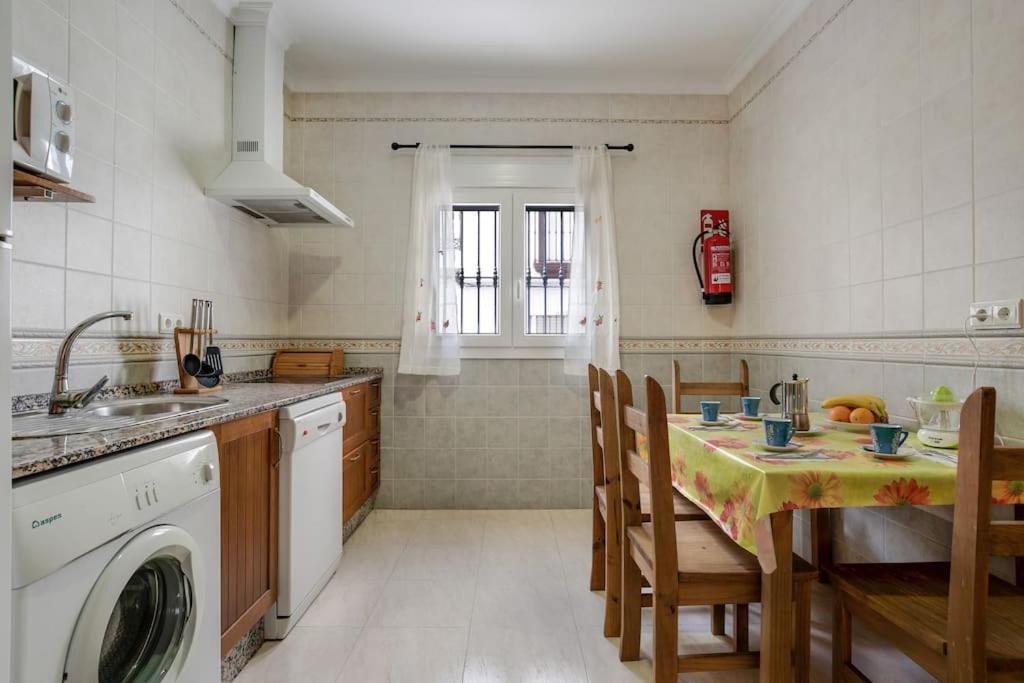 Aptº Almadraba "Ideal Para Familias Y Parejas" Conil De La Frontera Luaran gambar